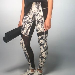 Lululemon Breathe Easy Pant sz6